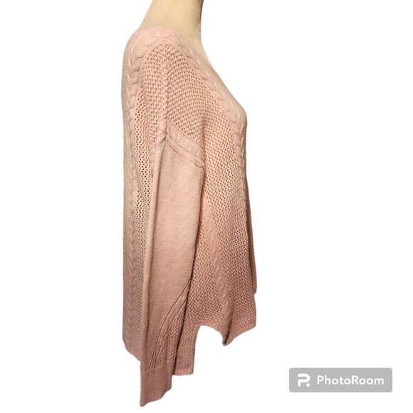American Eagle Outfitters Pink Ombre Sweater Size Medium - Picture 4 of 6